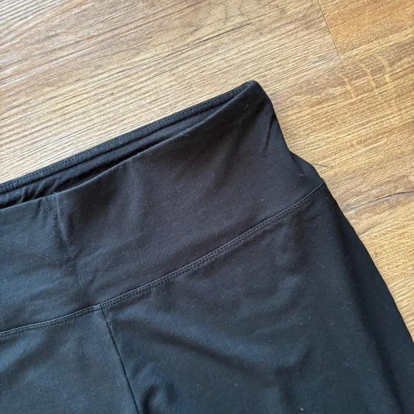 J. Jill Black Wearever Collection Smoothest Fit Slim Leg Knit Pants Sz. M (b2) - Picture 3 of 5